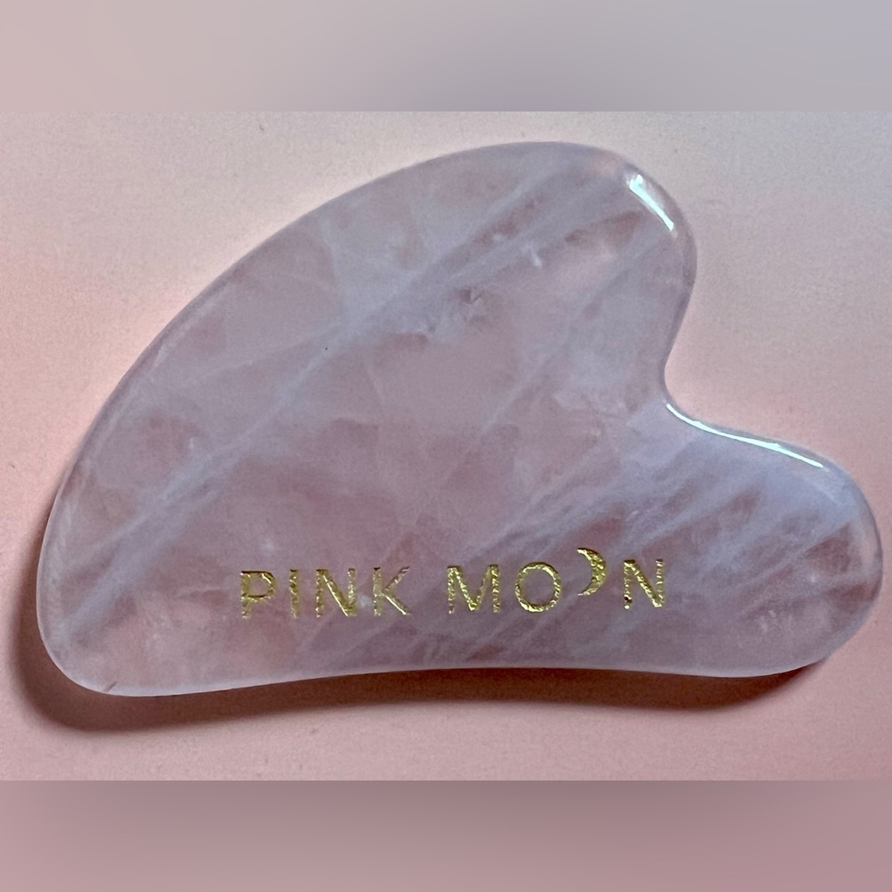 Gua Sha Pink Moon Rose Quartz tool kit